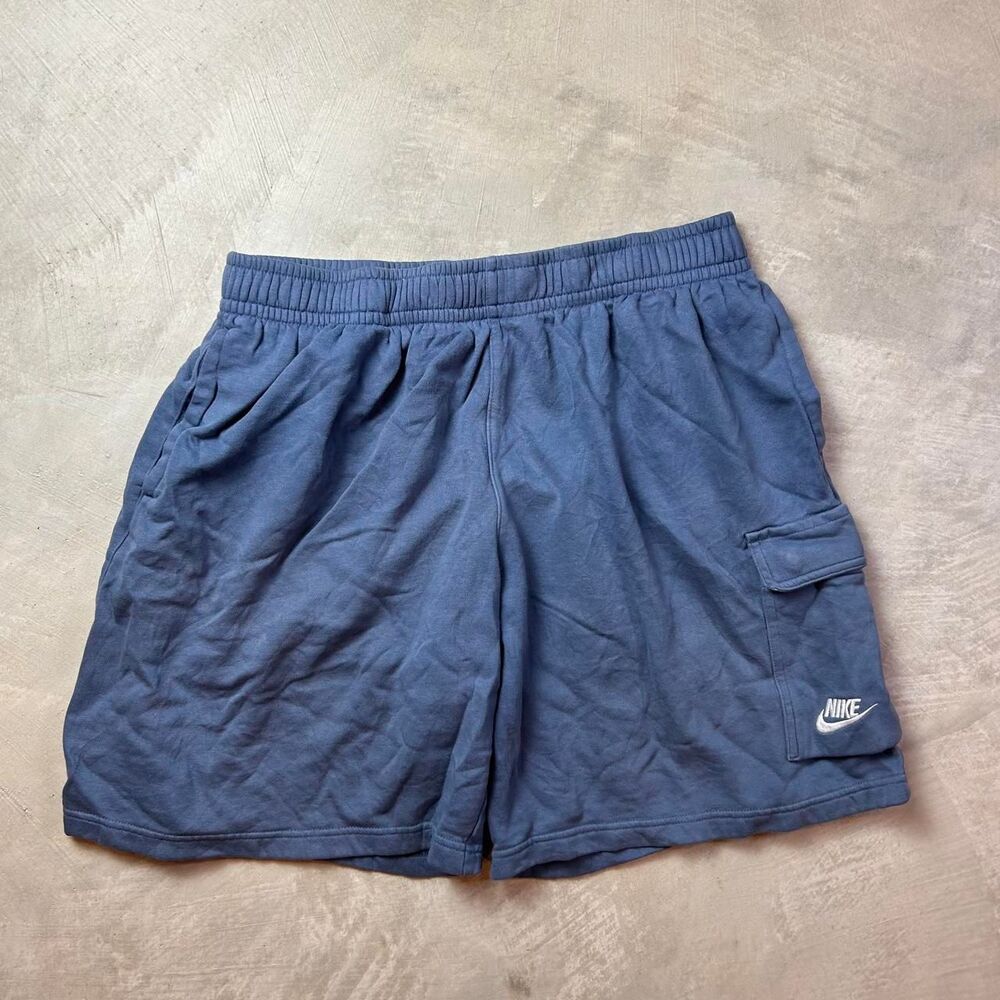 Nike Men's Navy and Blue Shorts